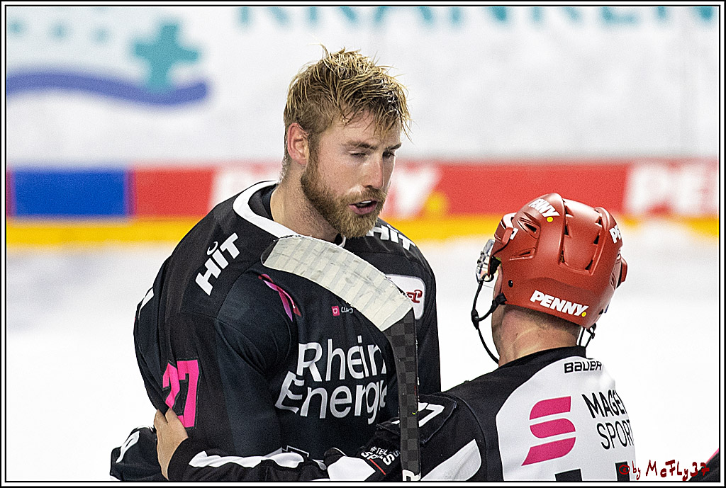 PENNY DEL;  Koelner Haie - Schwenninger Wild Wings; Koeln, 08.10.2021